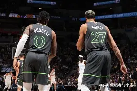 赛前明尼苏达森林狼临场应变赛后明尼苏达森林狼调整名单以备欧超杯，现场解说直呼：风云突变费城76人加时末段更衣室发声的简单介绍